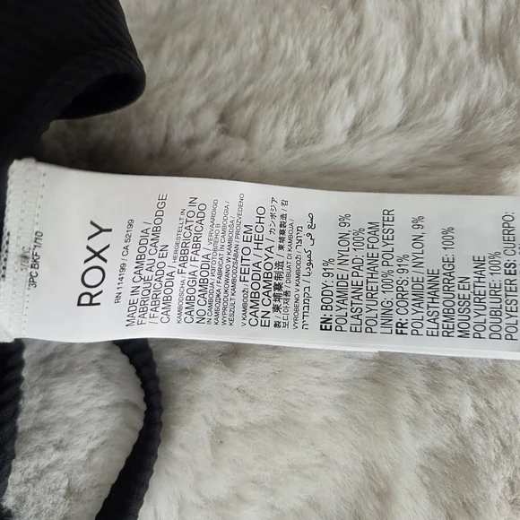 New Roxy Black Ribbed One Piece Swimsuit In Size Large - Picture 4 of 6